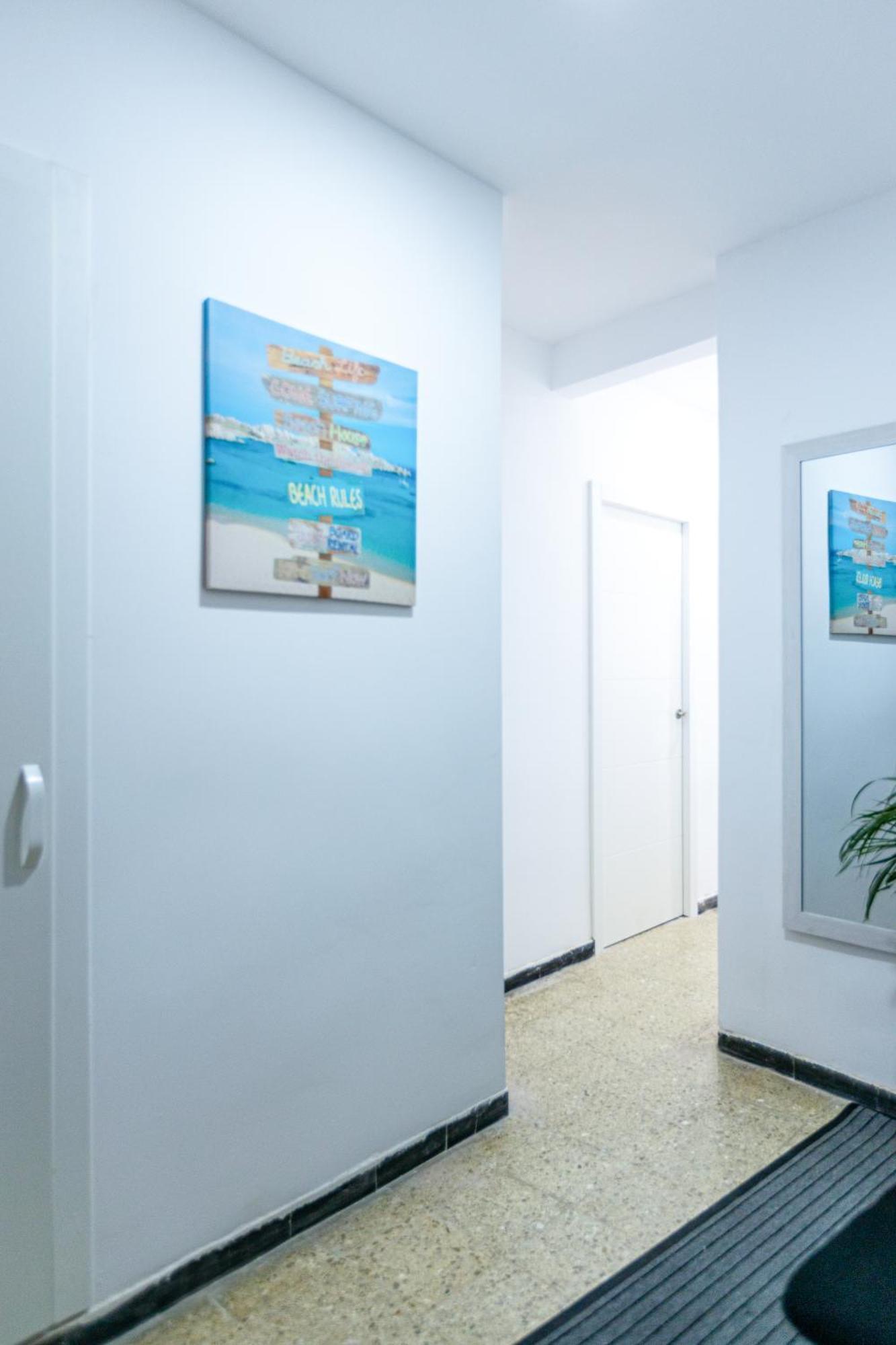 New Beach Apartments 阿利坎特 外观 照片